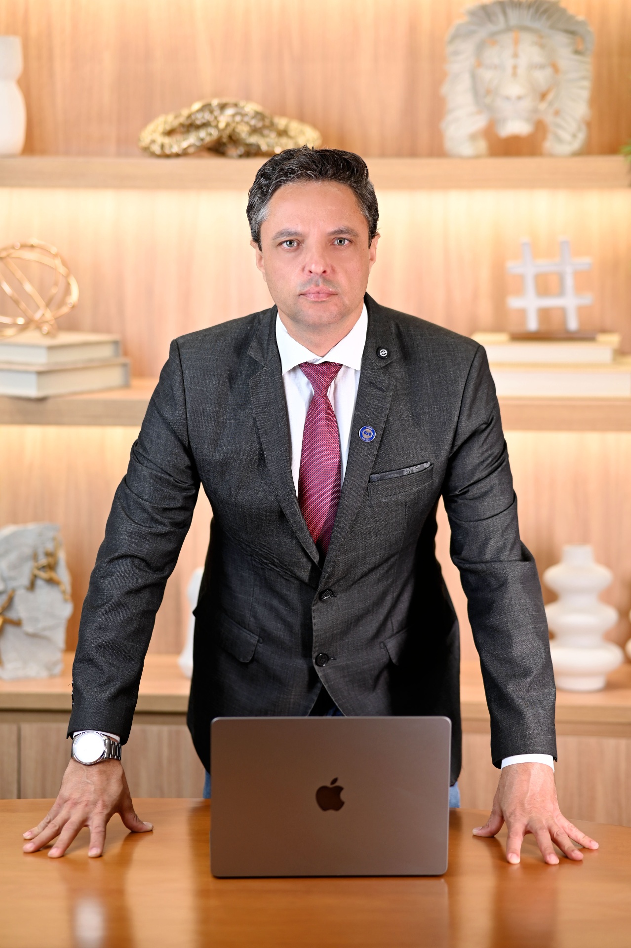 Adriel Castro, advogado responsável pelo escritório
